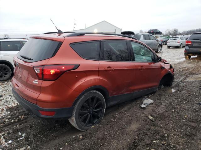 Photo 3 from auction – 2019 FORD ESCAPE SE with VIN 1FMCU0GD3KUA76877