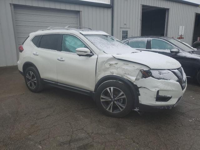 Photo 4 from auction – 2017 NISSAN ROGUE S with VIN 5N1AT2MT0HC823190