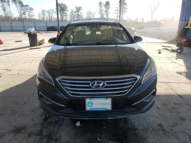 Photo 5 from auction – 2017 HYUNDAI SONATA SE with VIN 5NPE24AF4HH462666
