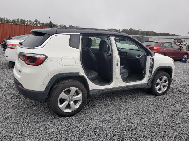 Photo 3 from auction – 2018 JEEP COMPASS LA with VIN 3C4NJDBB1JT399837