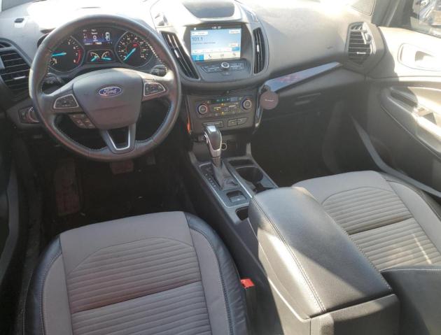 Photo 8 from auction – 2019 FORD ESCAPE SE with VIN 1FMCU9GD3KUA70145
