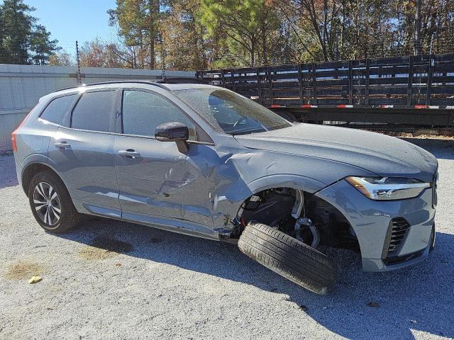 Photo 4 from auction – 2024 VOLVO XC60 CORE with VIN YV4H60DK8R1914174