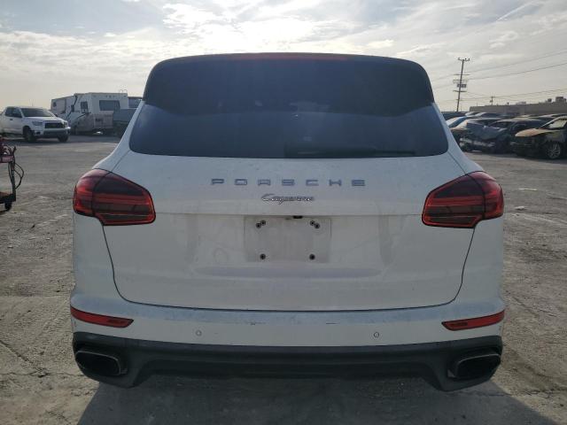 Photo 6 from auction – 2017 PORSCHE CAYENNE with VIN WP1AA2A26HKA84675