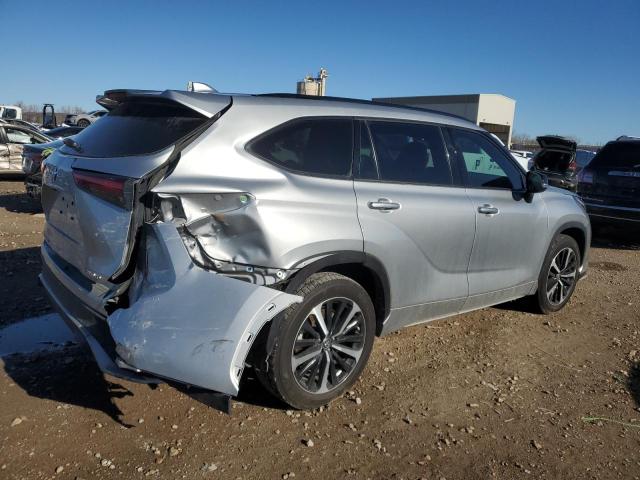 Photo 3 from auction – 2022 TOYOTA HIGHLANDER with VIN 5TDJZRBH3NS188843