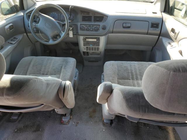 Photo 8 from auction – 2002 TOYOTA SIENNA with VIN 4T3ZF13C82U482524