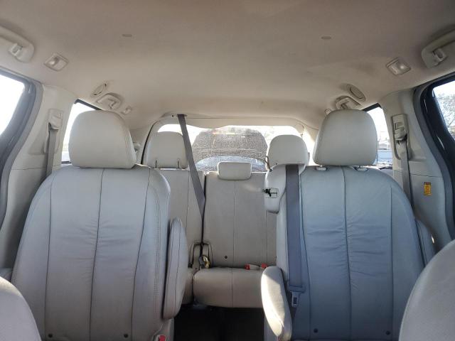 Photo 10 from auction – 2011 TOYOTA SIENNA XLE with VIN 5TDYK3DC7BS050557
