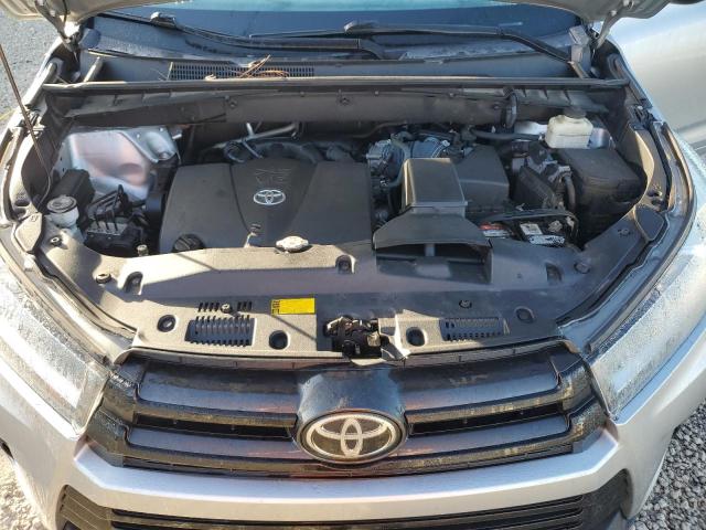 Foto 12 de la subasta – 2018 TOYOTA HIGHLANDER con VIN 5TDKZRFH5JS533413