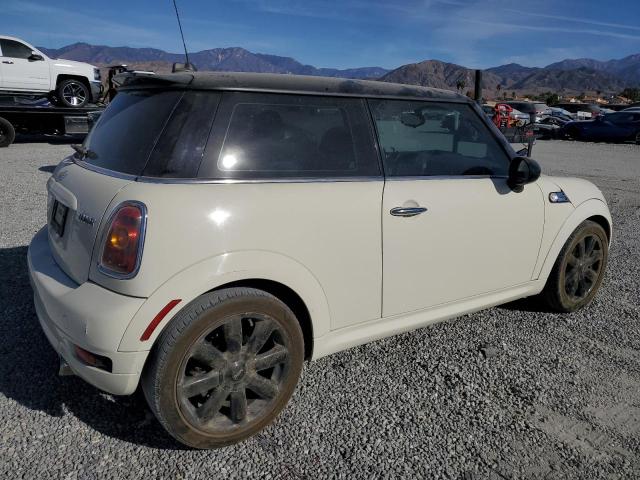 Photo 3 from auction – 2009 MINI COOPER with VIN WMWMF33549TU71652