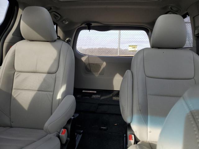Photo 10 from auction – 2016 TOYOTA SIENNA XLE with VIN 5TDDK3DC1GS130085