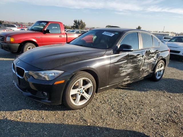 BMW 328 XI 2015 مع رقم تعريف المركبة WBA3B3G56FNT18059 - صورة من المزاد