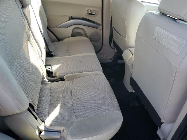 Photo 11 from auction – 2012 MITSUBISHI OUTLANDER with VIN JA4AS3AW4CU012436