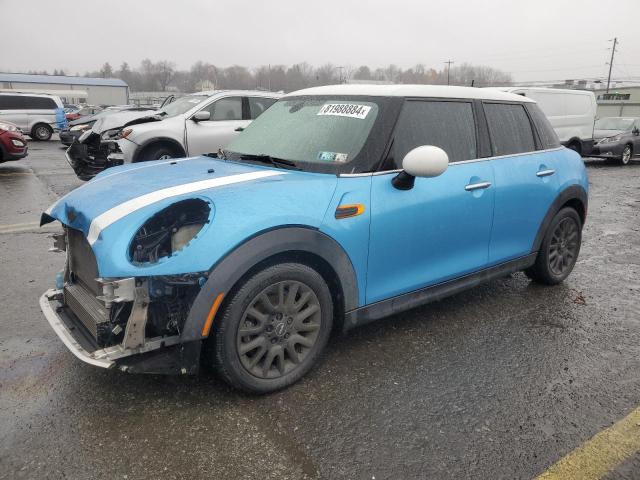 MINI COOPER 2017 with VIN WMWXU1C52H2E18978 - Photo from auction