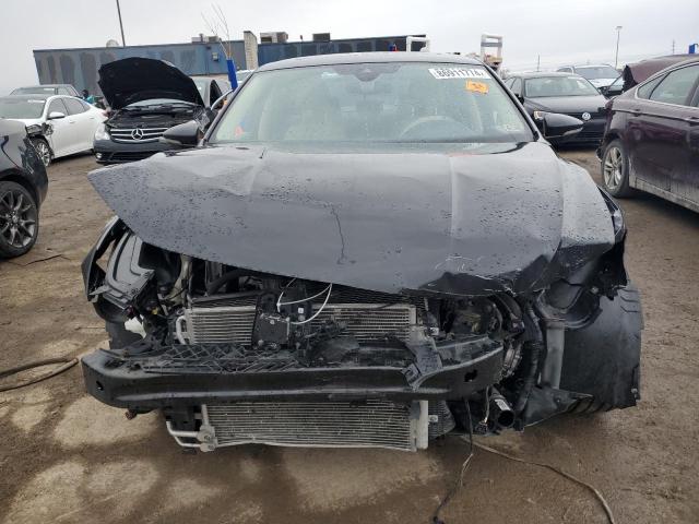 Photo 5 from auction – 2017 VOLKSWAGEN PASSAT SEL with VIN 1VWCT7A34HC069660