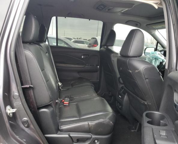 Photo 11 from auction – 2017 HONDA PILOT TOUR with VIN 5FNYF6H99HB018291