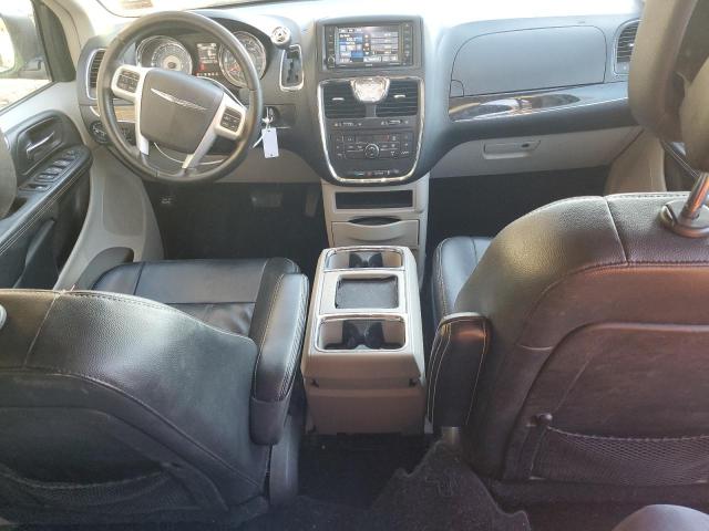 Photo 8 from auction – 2016 CHRYSLER TOWN & COU with VIN 2C4RC1BG2GR110594