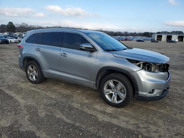 Photo 4 from auction – 2015 TOYOTA HIGHLANDER with VIN 5TDYKRFH6FS061907