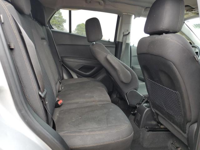 Photo 11 from auction – 2020 CHEVROLET TRAX LS with VIN 3GNCJKSB8LL300369