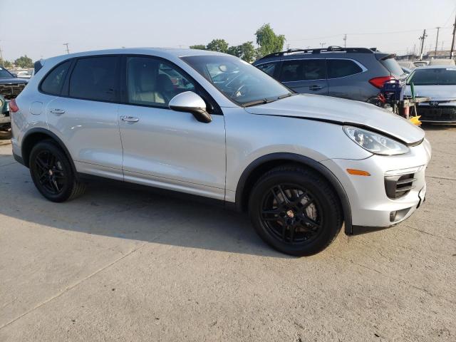 Photo 4 from auction – 2016 PORSCHE CAYENNE S with VIN WP1AB2A29GLA96907