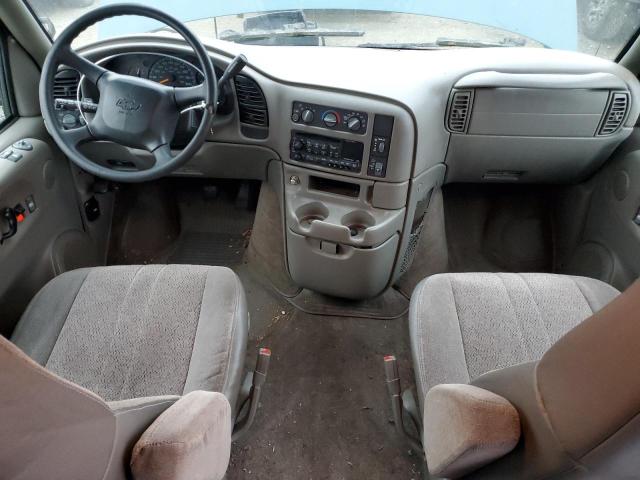 Photo 8 from auction – 2000 CHEVROLET ASTRO with VIN 1GNDM19W7YB213103