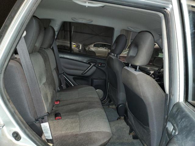 Photo 11 from auction – 2004 TOYOTA RAV4 with VIN JTEGD20V940038662