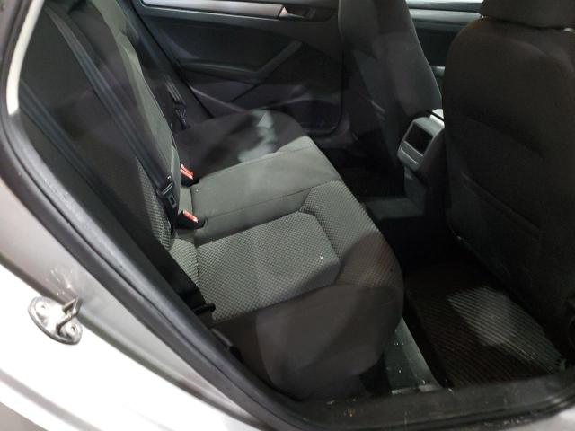 Photo 10 from auction – 2013 VOLKSWAGEN PASSAT S with VIN 1VWAP7A37DC020510