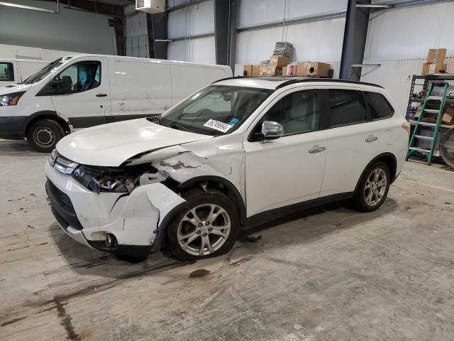 MITSUBISHI OUTLANDER 2015 with VIN JA4AZ3A37FZ002525 - Photo from auction