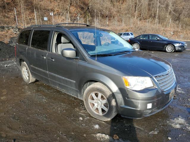 Photo 4 from auction – 2010 CHRYSLER TOWN & COU with VIN 2A4RR5D12AR436914