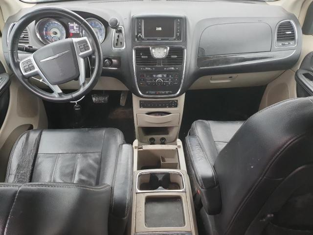 Photo 8 from auction – 2013 CHRYSLER TOWN & COU with VIN 2C4RC1CG5DR572495