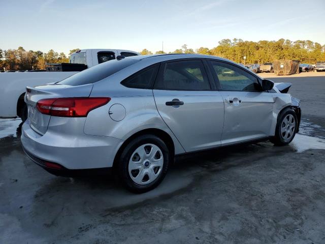 Photo 3 from auction – 2018 FORD FOCUS S with VIN 1FADP3E28JL201711