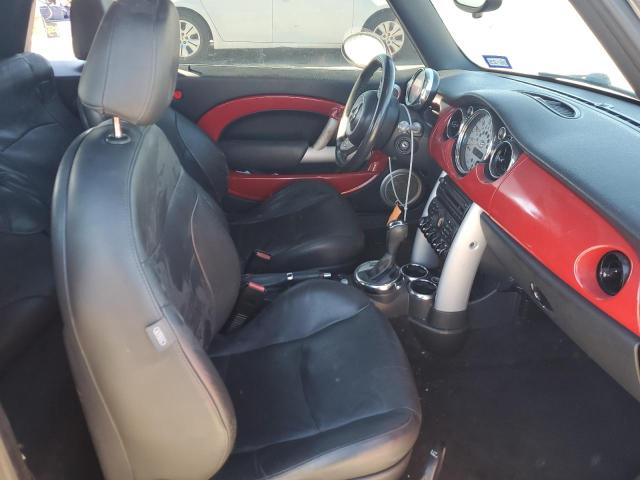 Photo 10 from auction – 2005 MINI COOPER with VIN WMWRF334X5TG10600