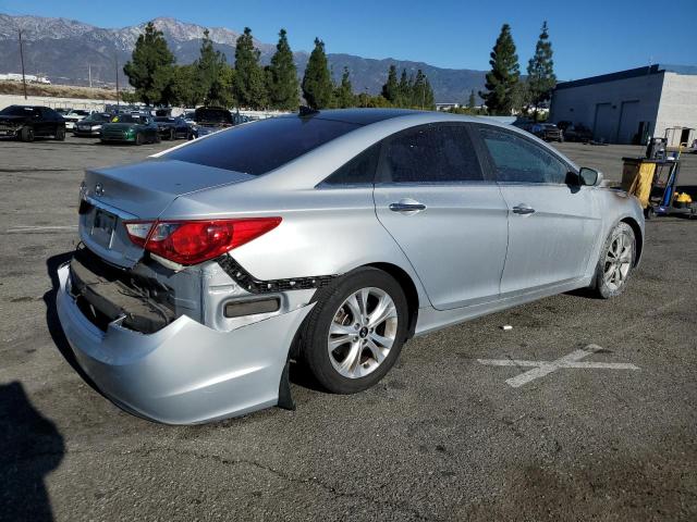 Photo 3 from auction – 2012 HYUNDAI SONATA SE with VIN 5NPEC4AC2CH438233