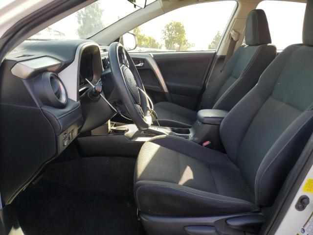 Photo 7 from auction – 2015 TOYOTA RAV4 XLE with VIN JTMWFREV7FJ045070