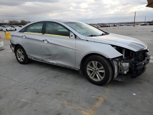 Photo 4 from auction – 2013 HYUNDAI SONATA GLS with VIN 5NPEB4AC6DH755761