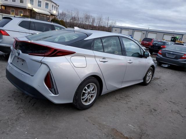 Photo 3 from auction – 2017 TOYOTA PRIUS PRIM with VIN JTDKARFP6H3057389