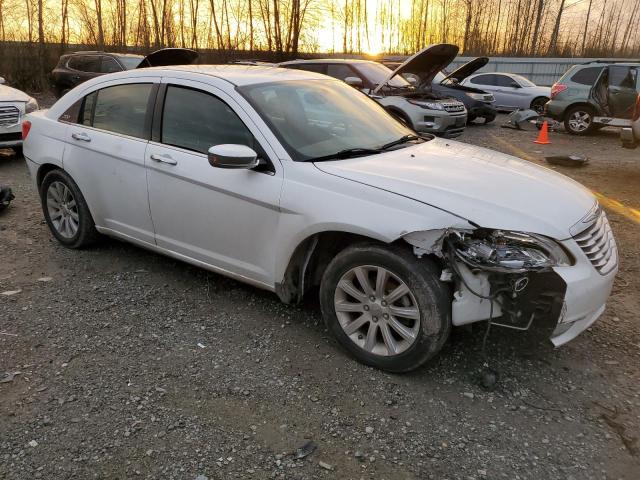 Photo 4 from auction – 2014 CHRYSLER 200 LIMITE with VIN 1C3CCBCGXEN108178