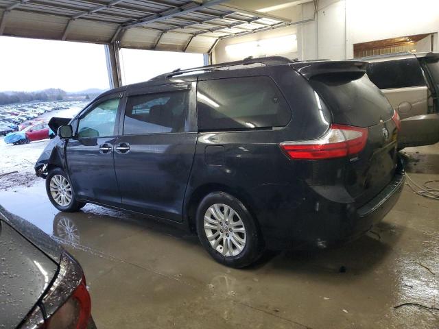 Photo 2 from auction – 2017 TOYOTA SIENNA XLE with VIN 5TDYZ3DC5HS786899