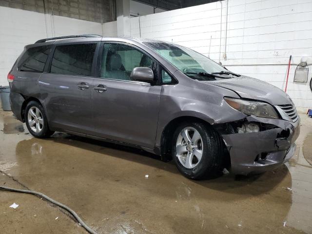 Photo 4 from auction – 2011 TOYOTA SIENNA LE with VIN 5TDKK3DC3BS015441