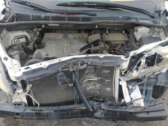 Photo 12 from auction – 2011 TOYOTA SIENNA LE with VIN 5TDJK3DC3BS004158
