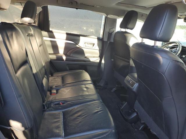 Photo 11 from auction – 2017 TOYOTA HIGHLANDER with VIN 5TDKZRFH3HS190465