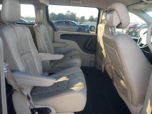 Photo 11 from auction – 2013 CHRYSLER TOWN & COU with VIN 2C4RC1BG5DR519412