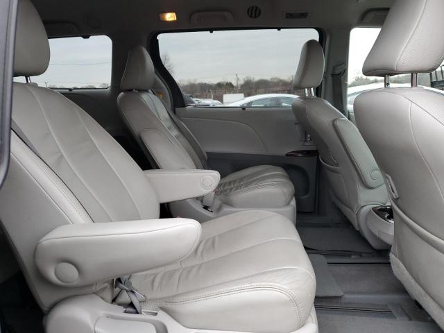 Photo 11 from auction – 2014 TOYOTA SIENNA XLE with VIN 5TDDK3DC9ES090268