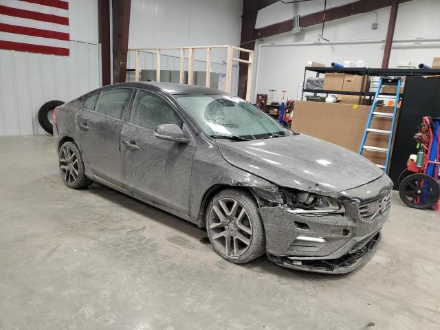 Photo 4 from auction – 2017 VOLVO S60 with VIN YV126MFL4H2424940