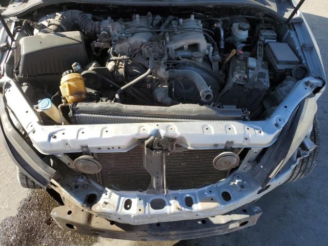 Photo 12 from auction – 2004 KIA SORENTO EX with VIN KNDJC733145263620