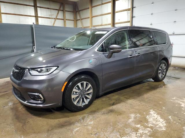 CHRYSLER PACIFICA H 2022 with VIN 2C4RC1L72NR129805 - Photo from auction