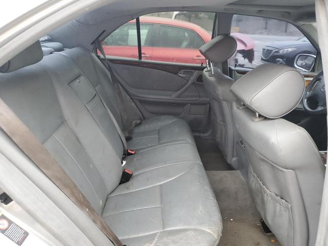 Photo 10 from auction – 2001 MERCEDES-BENZ E 320 with VIN WDBJF65J11B226091