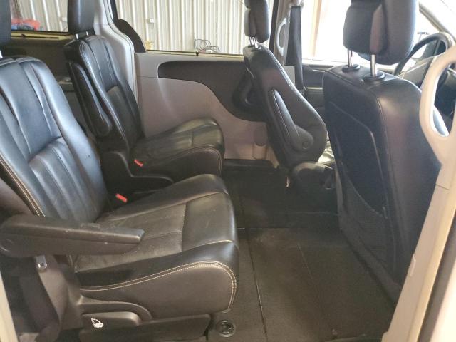 Photo 11 from auction – 2013 CHRYSLER TOWN & COU with VIN 2C4RC1CG5DR589619