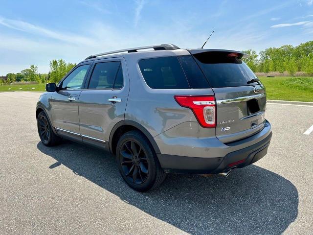 Photo 3 from auction – 2012 FORD EXPLORER L with VIN 1FMHK8F85CGA25749