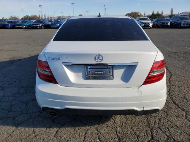 Photo 6 from auction – 2013 MERCEDES-BENZ C 250 with VIN WDDGF4HB3DF972758