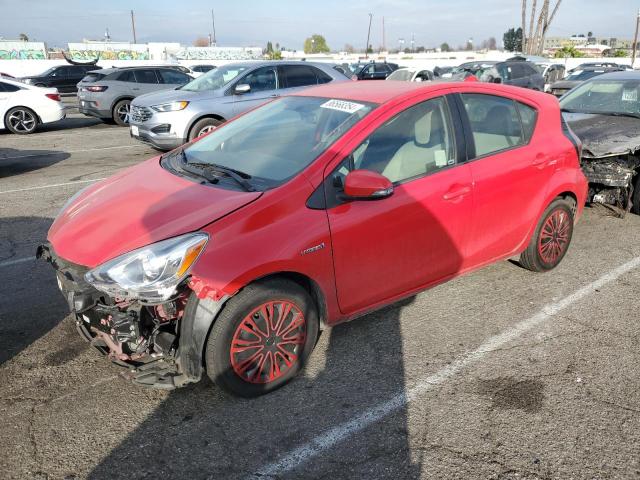 TOYOTA PRIUS C 2016 with VIN JTDKDTB38G1133552 - Photo from auction