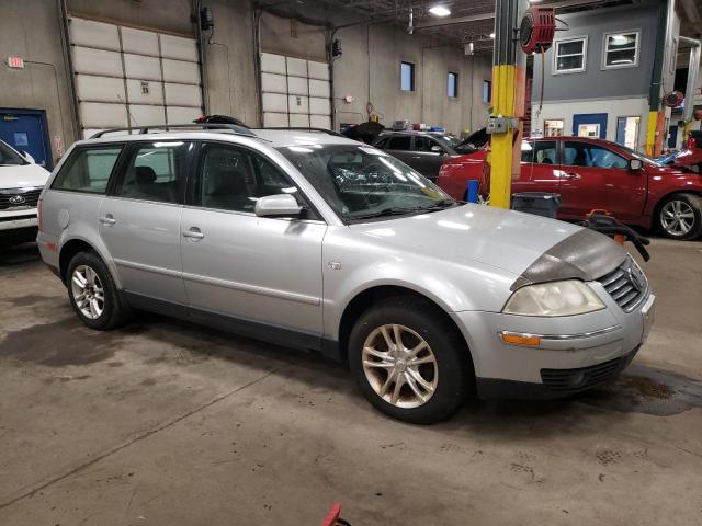 Photo 4 from auction – 2002 VOLKSWAGEN PASSAT GLS with VIN WVWXH63B42E197655